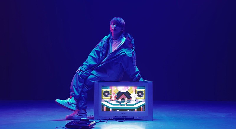 「SKY-HI「Fly Without Wings （Prod. ☆Taku Takahashi （m-flo, block.fm）） -Music Video-」」2枚目/6