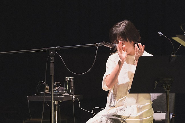 「＜ライブレポート＞salyu × salyu、コーラスワークの魅力が詰まったビルボードツアーがスタート」1枚目/9