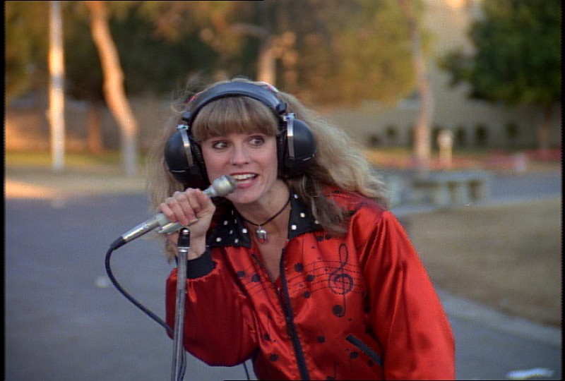 「(C)1979 New World Productions Inc. All Rights Reserved.」2枚目/11