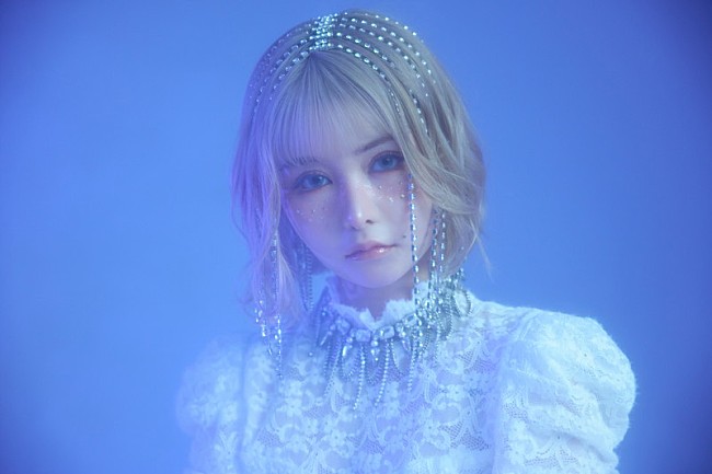 「戦慄かなの、新曲「Distance」キュートでセクシーなMV公開」1枚目/2