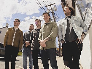 「マイ・ケミカル・ロマンスらのメンバーによるL.S. Dunes、1stシングル「Permanent Rebellion」公開」