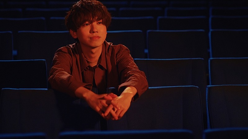 梶原岳人、映画のワンシーンを切り取ったような「otona」MV公開
