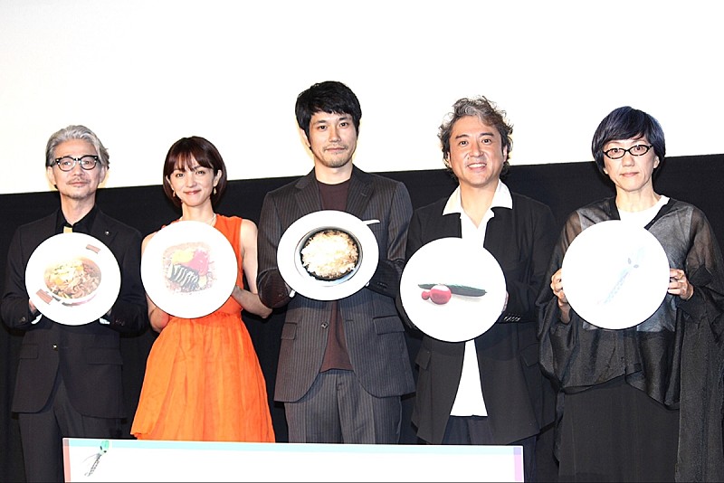 「ムロツヨシ「『今までのムロツヨシを捨ててください』と言われた」　「僕の人生は、荻上前と荻上後で変わった」」1枚目/1