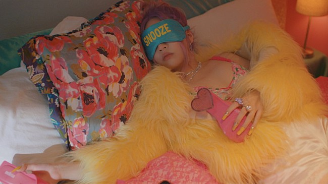 「ちゃんみな「TOKYO 4AM」MV、ワンオクTaka／SKY-HI／Awich／青山テルマ／マイファスHiroら出演」1枚目/4