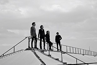 「フェニックスのアルバム『Alpha Zulu』が11/4リリース」