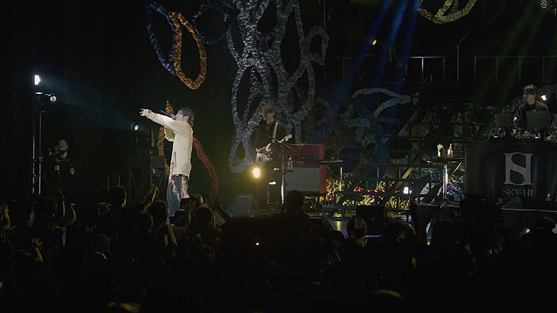 「「SKY-HI / Fly Without Wings [SKY-HI HALL TOUR 2022 -超・八面六臂- 2022.09.01 @国際フォーラムA] 」」2枚目/4