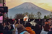「秦 基博、快晴の富士山をバックに繰り広げた【GREEN MIND 2022】をBlu-ray化」1枚目/3
