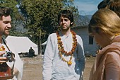 「ポールの素顔に迫る証言と場面写真が解禁『ミーティング・ザ・ビートルズ・イン・インド』」1枚目/4