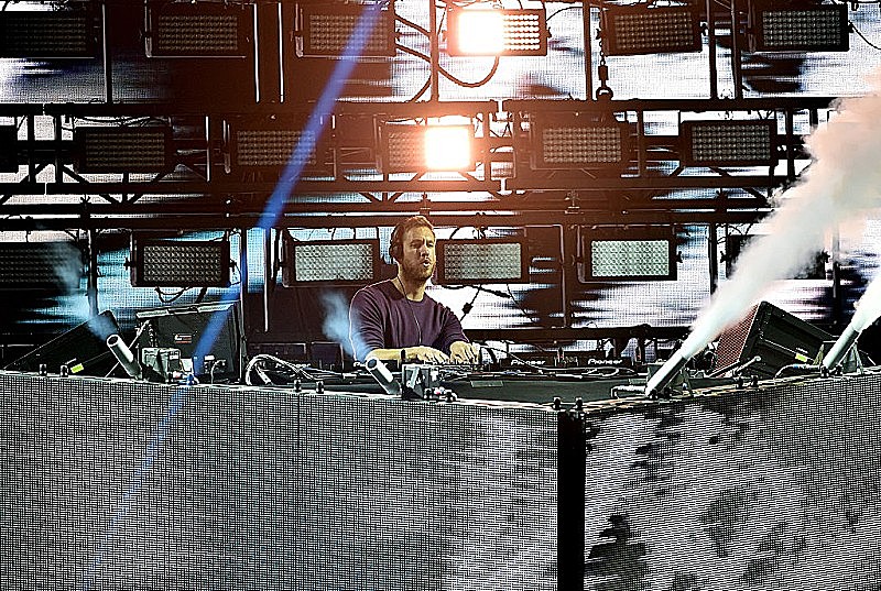 カルヴィン・ハリス、チャーリー・プース＆シェンシーアをフィーチャーした「Obsessed」MV公開