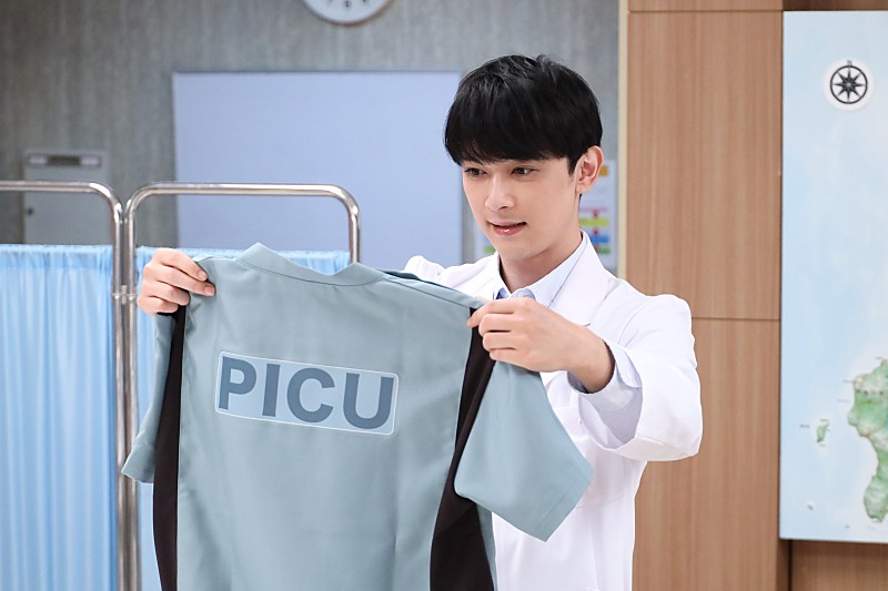 吉沢亮主演の「PICU 小児集中治療室」は「名作の予感」 「初回