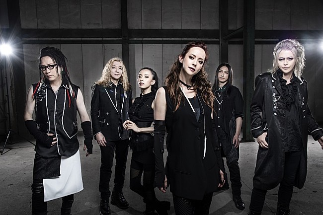 「元宝塚のAKANE LIV率いるLIV MOON、10年ぶりのフルアルバム『OUR STORIES』発売へ」1枚目/3