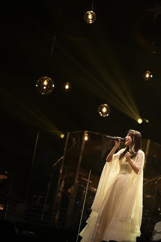 「＜ライブレポート＞水瀬いのり、“当たり前の尊さ”を伝えた【Inori Minase LIVE TOUR 2022 glow】神奈川公演」1枚目/15