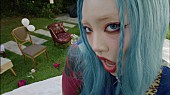 「ちゃんみな、新曲「Mirror」友人グループと戯れるポップなMV公開」1枚目/3