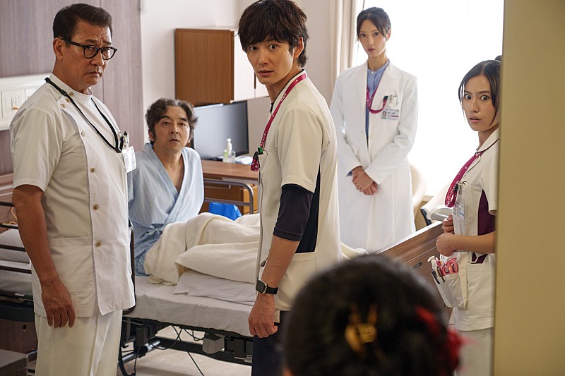 「「ザ・トラベルナ－ス」モンスタ－ペイシェント登場　“静”中井貴一の「反撃でスカッとした」」1枚目/1