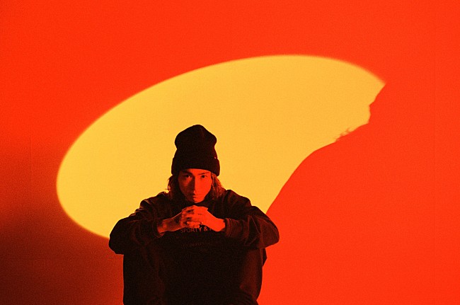 「Kvi Baba、新曲「Baby Come Back」のリリックビデオを公開」1枚目/1