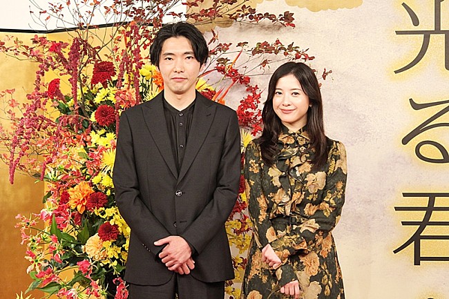 「柄本佑、大河ドラマ「光る君へ」で藤原道長役　紫式部役の吉高由里子「１年間を通してそばで見られるのは楽しみ」」1枚目/1