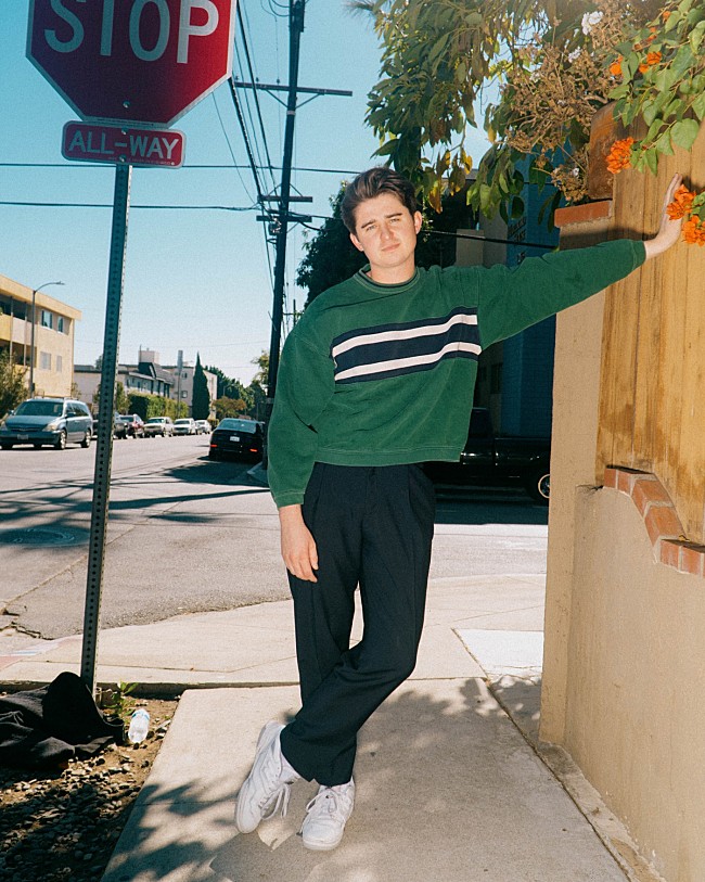 「ニッキー・ユーア、全米TOP5入りした「サンルーフ」に続く新曲「アイズ・オン・ユー」公開」1枚目/2