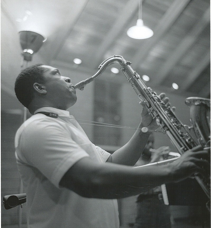 「Chuck Stewart Photography, LLC_/ Fireball Entertainment Group」2枚目/2