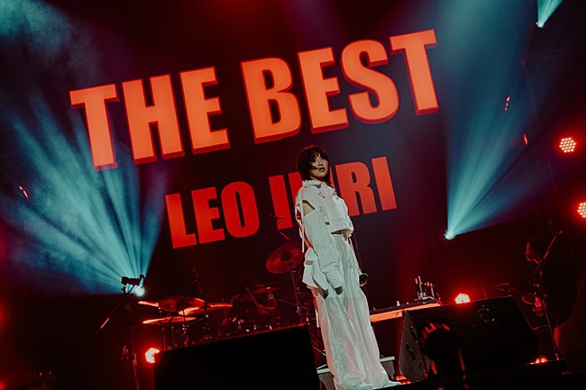 「家入レオ、ツアーファイナルでニューアルバム『Naked』リリースを発表」1枚目/5