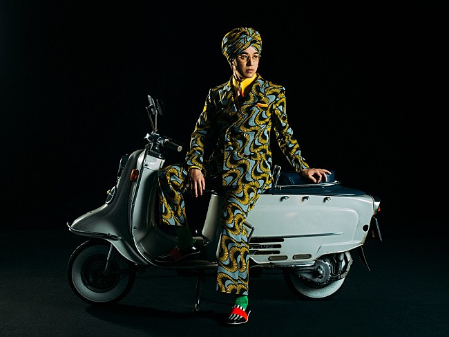 「マハラージャン、TVアニメ『トモちゃんは女の子！』OPテーマ担当＆初のアニメ書き下ろし楽曲リリース」1枚目/7