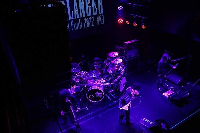 「D’ERLANGER、マンスリー公演ファイナルのセットリストは“結成以来のオールタイムベスト”に」1枚目/5