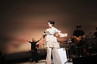 「坂本真綾、1年8か月ぶりとなった再始動ライブのレポートが到着」