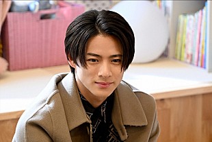 「「クロサギ」次回予告にホスト風の“黒崎”平野紫耀が登場　「色仕掛けの黒崎がイケてる」「紫耀くんの色気と魅力が恐るべし」」