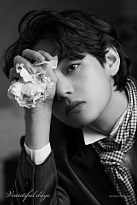 BTS V、19世紀ヨーロッパ紳士の1日を描いた『Special 8 Photo-Folio