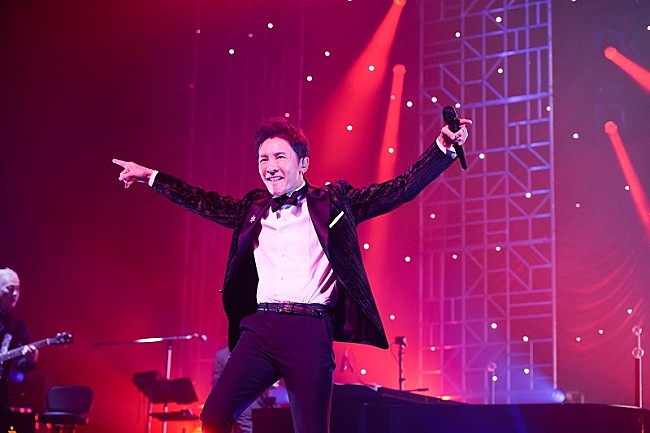 「郷ひろみ、デビュー50周年記念ベストALのスペシャル・ティザー映像公開」1枚目/3