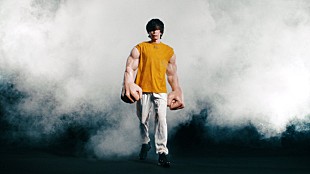 「米津玄師、「KICK BACK」MVの“ムキムキ米津”になれるカメラエフェクトをローンチ」