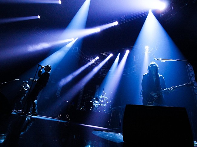 「＜ライブレポート＞I Don’t Like Mondays.　踊らせ、聴き入らせ、熱く盛り上げた【Black Thunderbird TOUR】ファイナル公演」1枚目/9