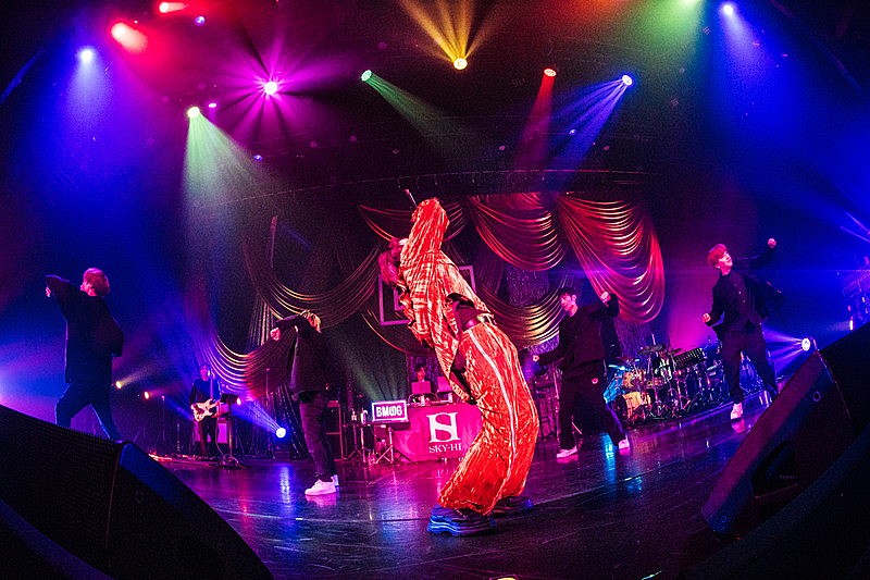 「SKY-HI「Happy Boss Day [Round A Ground Special 2022 ｰBirthday Eveｰ 2022.12.11 @豊洲PIT]」」4枚目/6