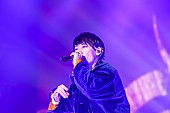 「＜ライブレポート＞UVERworld、横浜アリーナを震わせた【TAKUYA∞生誕祭】で日産スタジアム公演を発表」1枚目/7