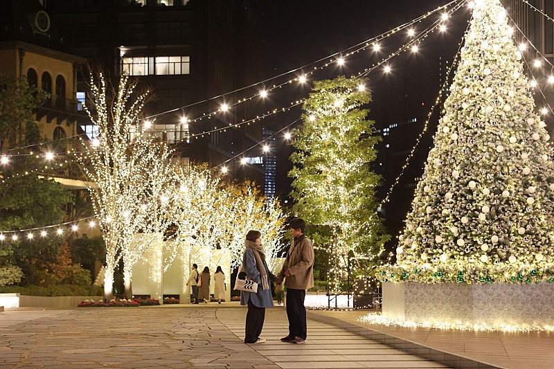 「「silent」“想”目黒蓮と“紬”川口春奈との“耳打ちラスト”に反響　「シルエットがキスしているように見えた。演出が天才的」」1枚目/1