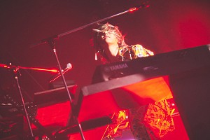 ライブレポート＞Mrs. GREEN APPLEが多幸感で満たしたZeppツアー、結成