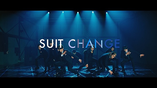 「INI、洋服の青山フレッシャーズ新CM出演　クールなスーツ姿でダンスパフォーマンス」1枚目/6