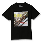 「ザ・ビートルズ、『プリーズ・プリーズ・ミー』60周年を記念した公式Tシャツ発売」1枚目/6