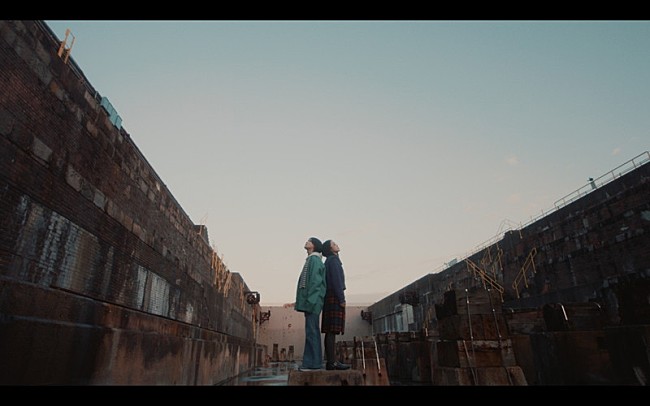 「indigo la End、新曲「名前は片想い」みずみずしくも切ないMV公開」1枚目/3