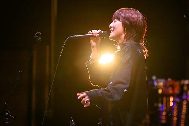 「＜ライブレポート＞My Little Lover、特別編成で贈るファンへの想いが込められたBillboard Live TOKYO公演「皆さんの心の栄養の一部になれることを願って」」1枚目/8