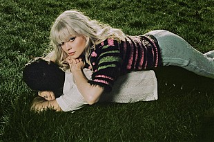 「メイジー・ピーターズ、新曲「Body Better」を公開「最も個人的な作品」」