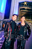 「東方神起、ダンスチューンの失恋ソング「PARALLEL PARALLEL」MV公開」1枚目/2