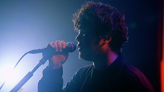「秦 基博、新曲「イカロス」ライブバージョンMV公開　昨年10月のシークレットライブより」1枚目/3