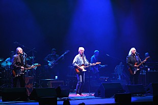 「グラハム・ナッシュ、故デヴィッド・クロスビーが死の間際に関係修復を望んでいたと明かす」