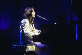 「＜ライブレポート＞ヒグチアイ×ReNによる2マンライブがビルボードライブ大阪で開催」1枚目/11