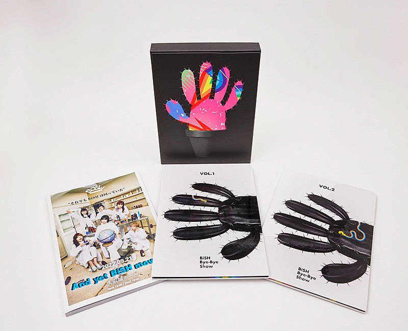 「BiSH シングル『Bye-Bye Show』超豪華盤」2枚目/6