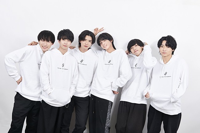 「【初ミュージアム～やりすぎ！？スパ世が大自己紹介展～】プレゼントキャンペーンB賞
非売品パーカー（2種）」7枚目/7