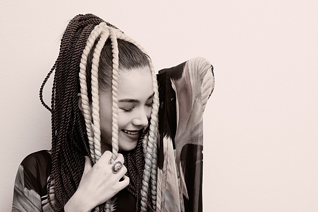 「TiA、クワイアを迎えた編成でビルボードライブに登場」1枚目/1