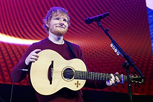 「エド・シーラン、ホットソース・ブランド“Tingly Ted's”を立ち上げる」