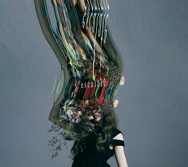 「	Aimer シングル『escalate』初回生産限定盤」4枚目/8