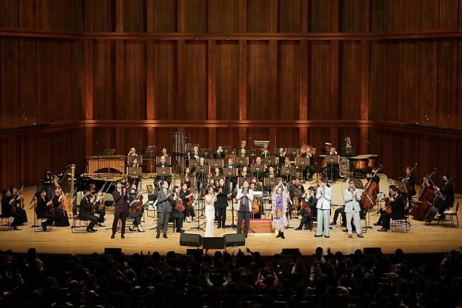 「稲垣潤一/尾崎裕哉/CHEMISTRY/小柳ゆき/タケカワユキヒデ/NOKKO/八神純子 ポップスとオーケストラの競演シリーズ「ビルボードクラシックス」10周年記念フェスティバルが閉幕」1枚目/7